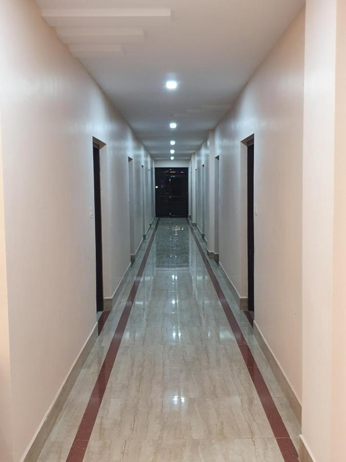 מלון Suluru Sri Lakshmi Palace A/C מראה חיצוני תמונה